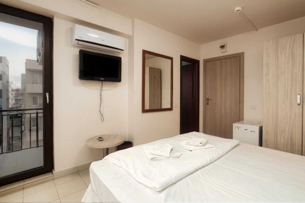 Hotel Cochet Konstanca Kültér fotó